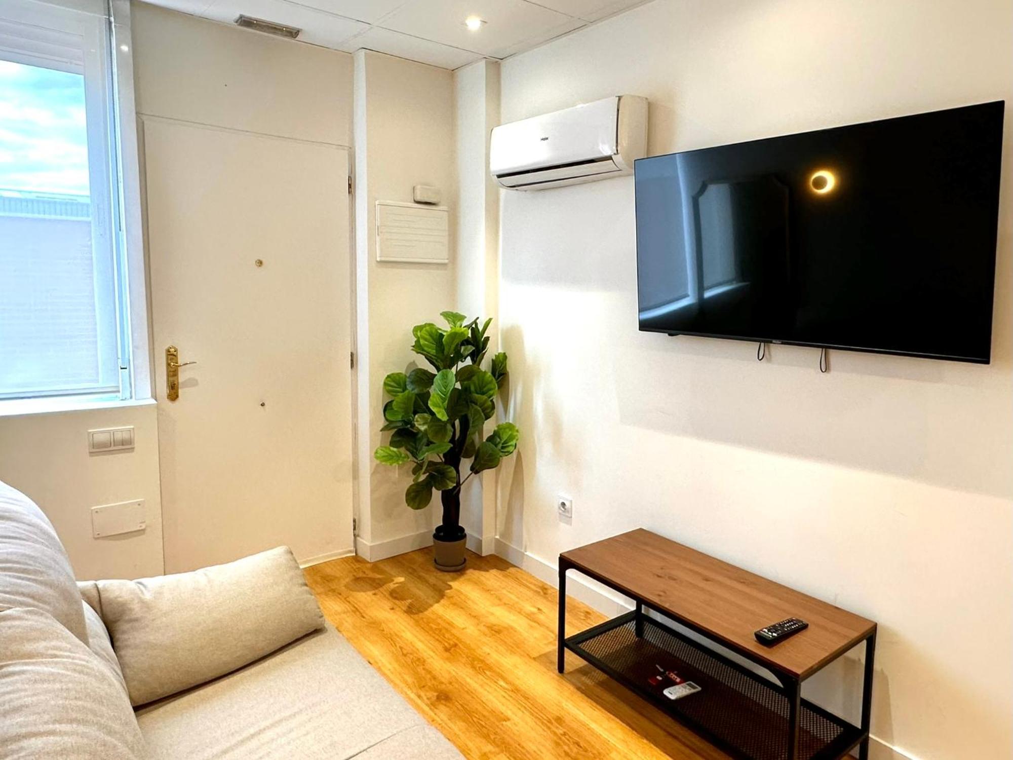 Apartamentos Noviembre マドリード エクステリア 写真