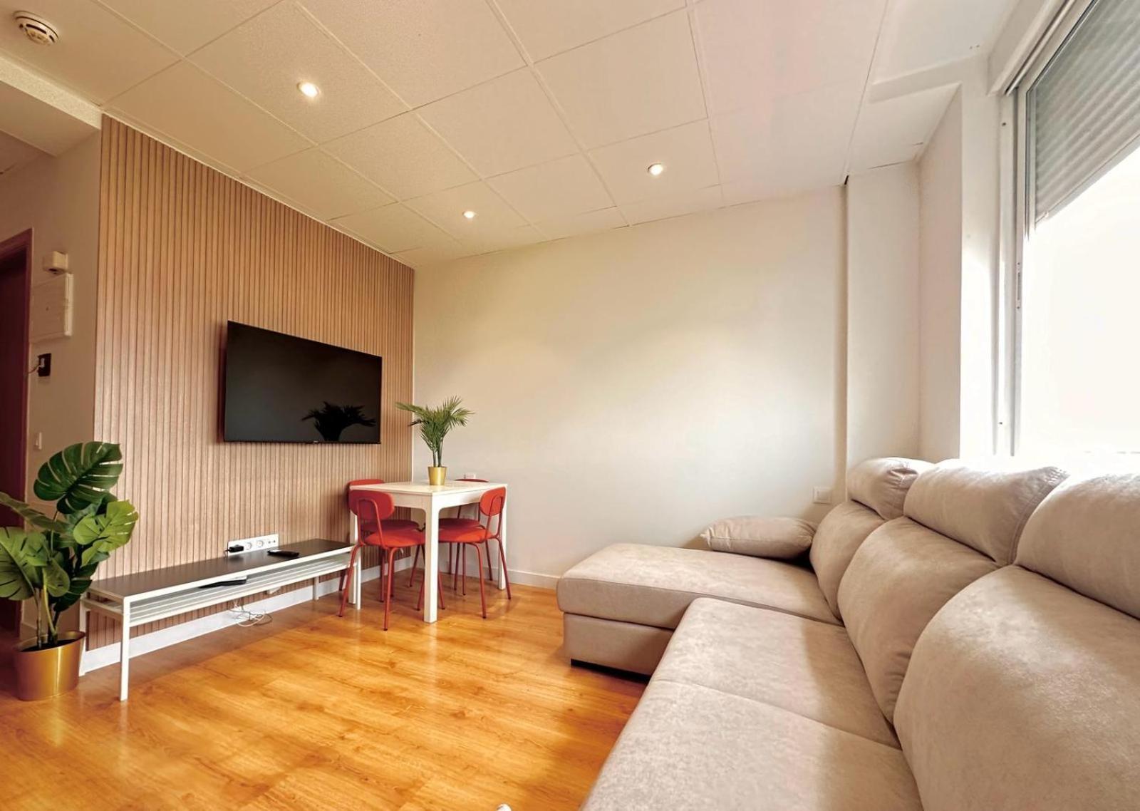 Apartamentos Noviembre マドリード エクステリア 写真