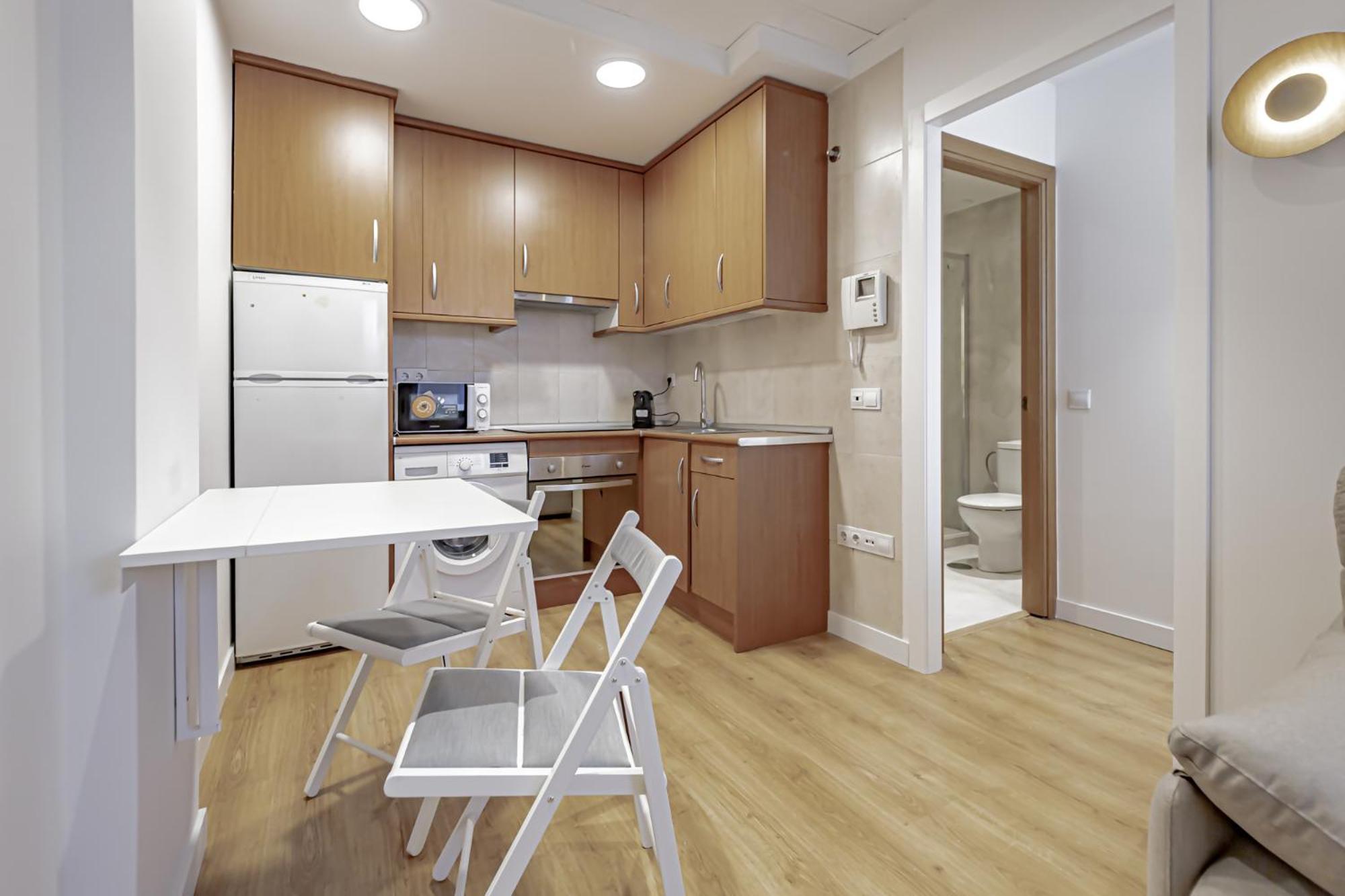 Apartamentos Noviembre マドリード エクステリア 写真
