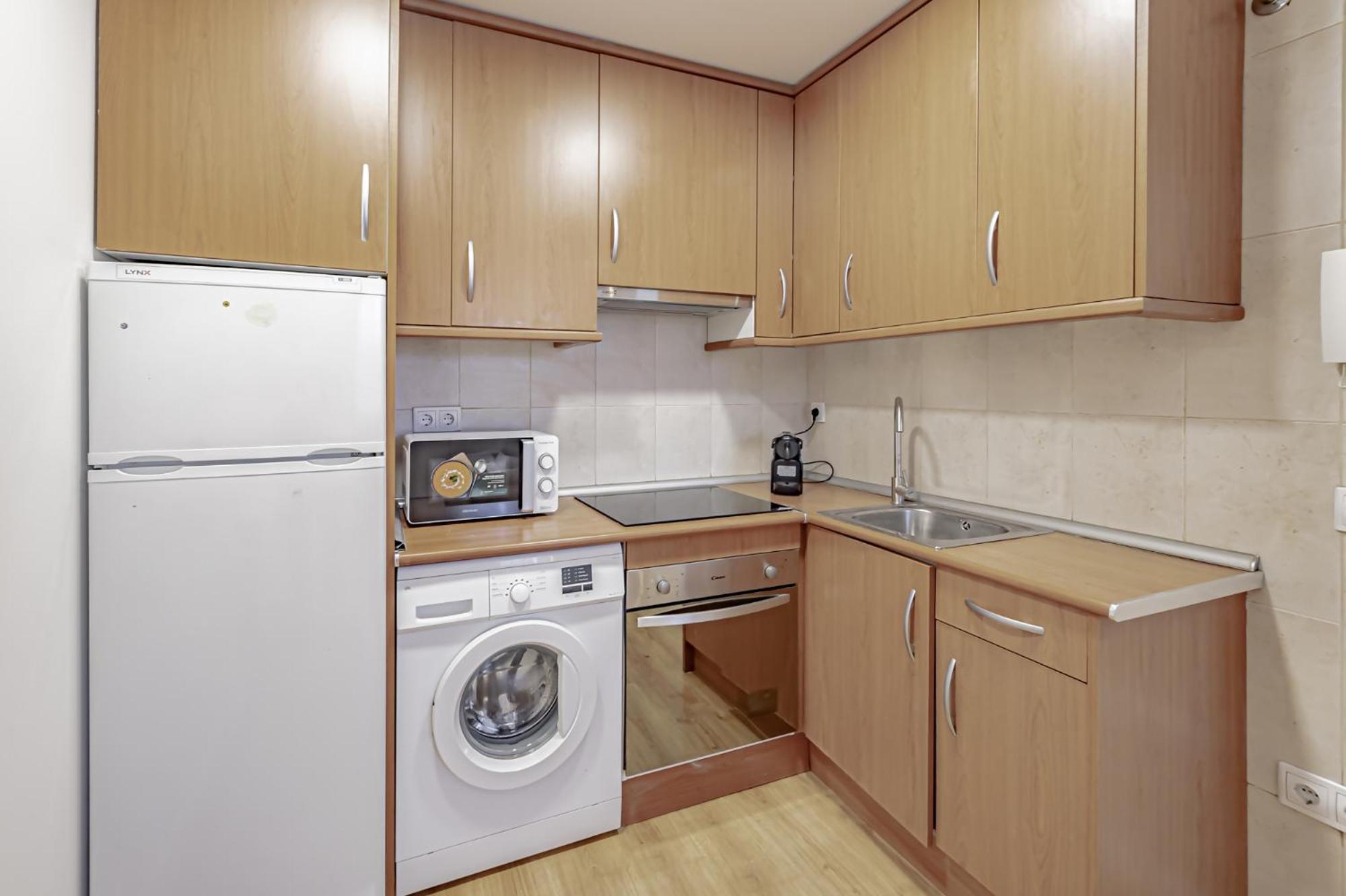 Apartamentos Noviembre マドリード エクステリア 写真