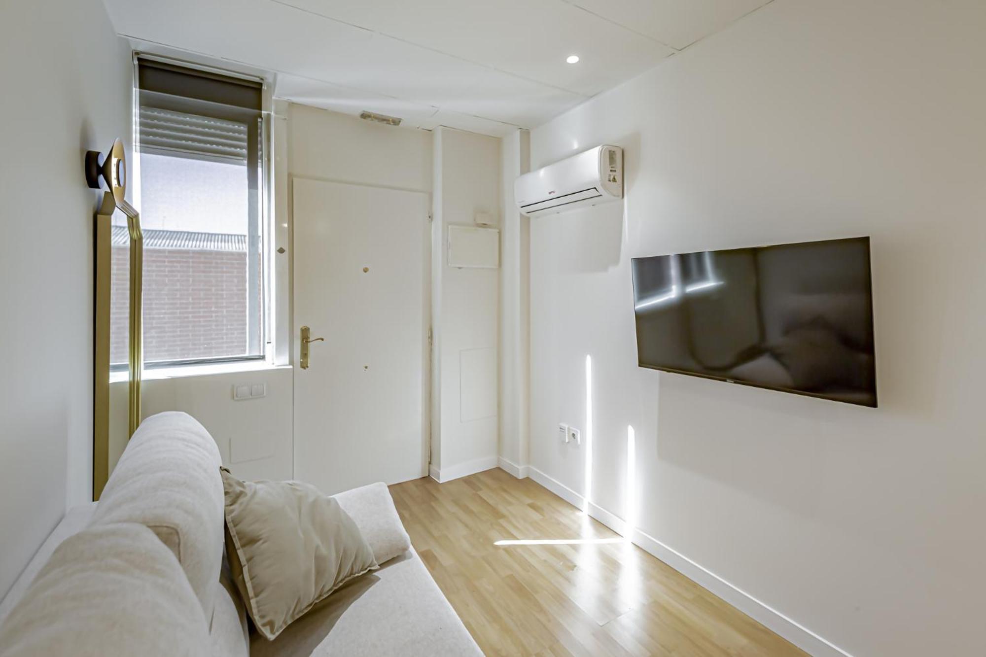 Apartamentos Noviembre マドリード エクステリア 写真