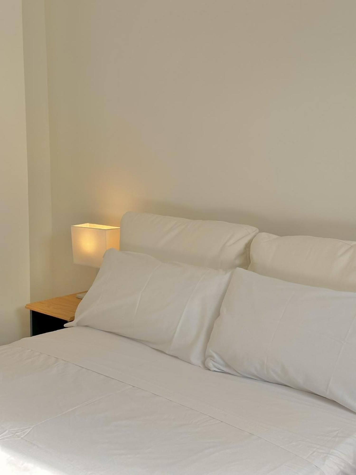 Apartamentos Noviembre マドリード エクステリア 写真