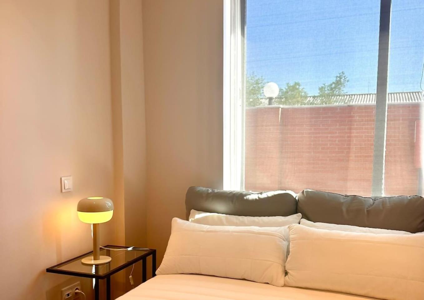 Apartamentos Noviembre マドリード エクステリア 写真